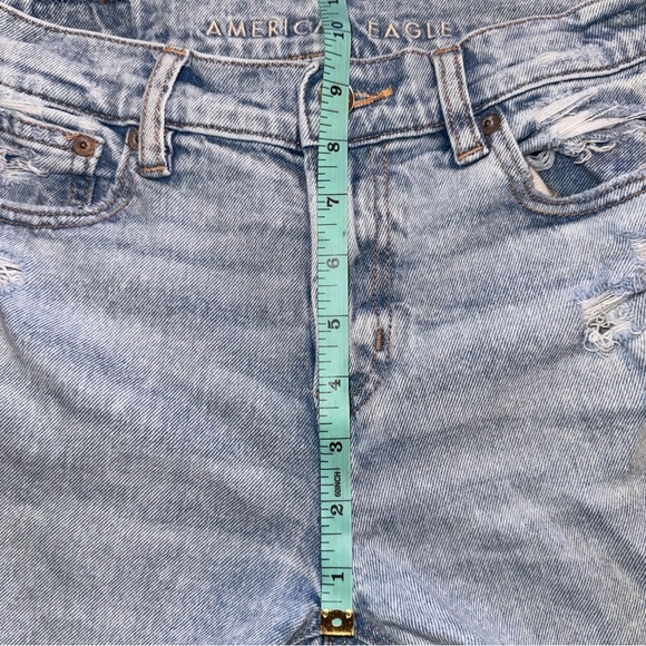 American Eagle Light Wash super high rise ankle straight distressed jeans 0P - Picture 15 of 16